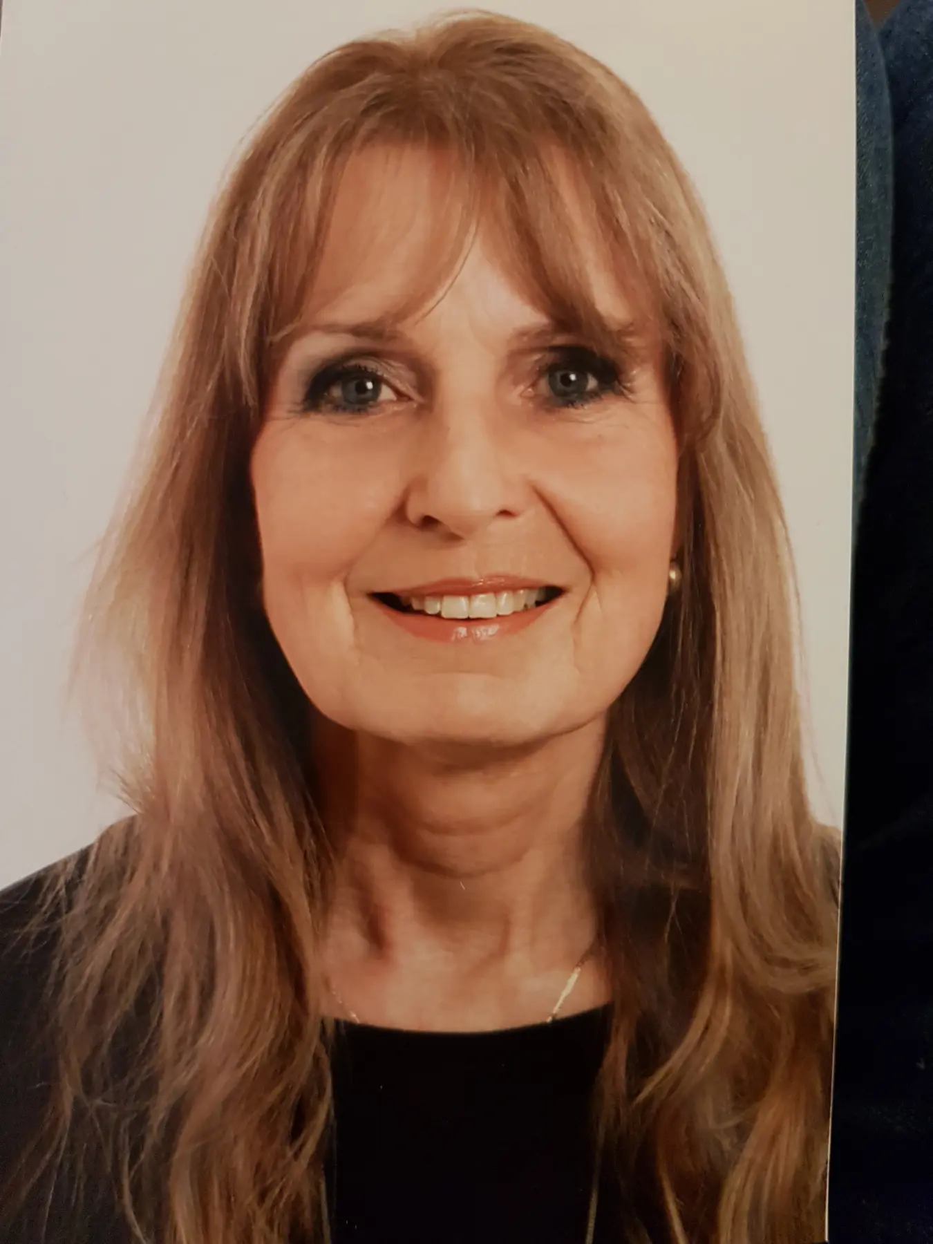 Frau